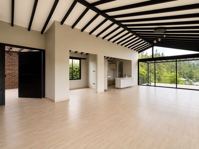 Casa de 3 alcobas en arriendo en El Retiro, 315 m² · foto 2 de 19