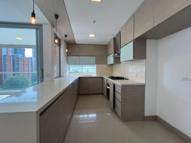 Apartamento en arriendo en La Florida, Medellín · foto 6 de 17