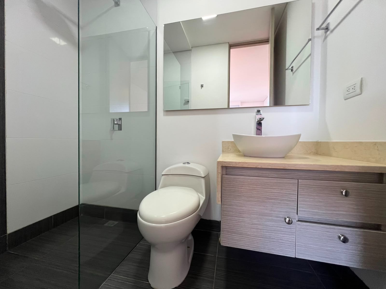 Apartamento en arriendo en La Florida, Medellín · foto 10 de 17