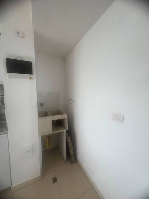 Apartamento de 3 alcobas en arriendo en Bochalema, Cali, 60 m² · foto 3 de 21