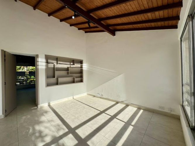 Casa de 4 alcobas en venta en Los Balsos, Medellín, 280 m² · foto 17 de 24
