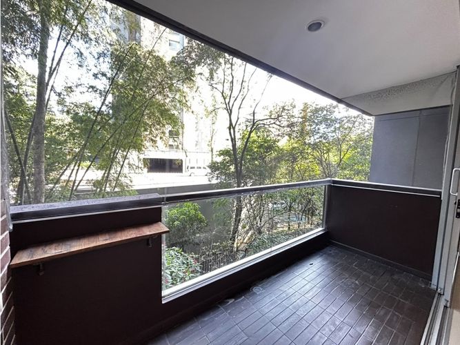 Apartamento de 2 alcobas en arriendo en Los Balsos, Medellín, 77 m² · foto 3 de 18