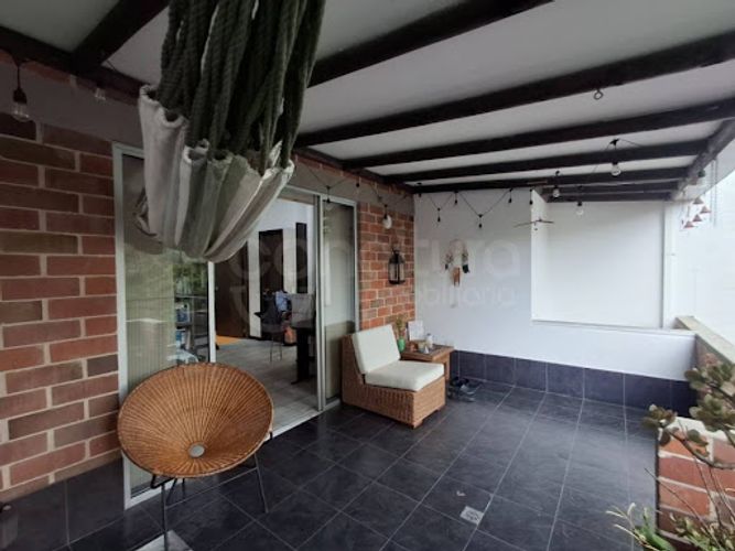 Casa de 3 alcobas en venta en Suramérica, La Estrella, 139 m² · foto 23 de 24