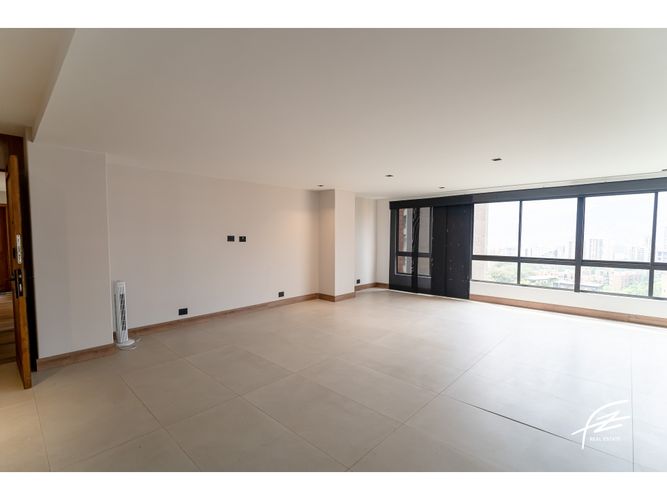 Apartamento en venta en El Poblado, Medellín · foto 5 de 22