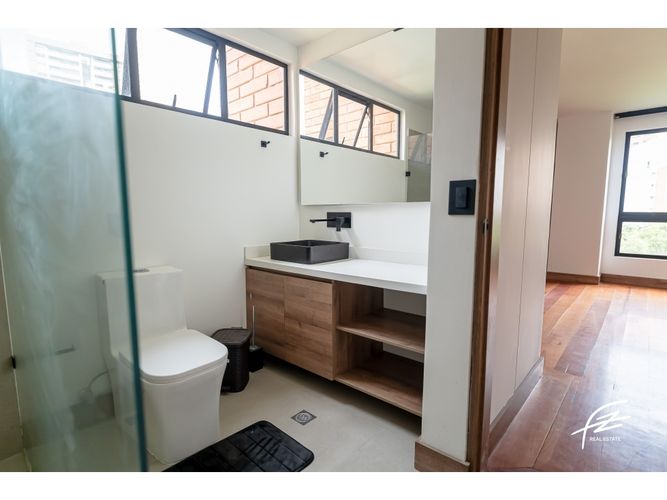 Apartamento en venta en El Poblado, Medellín · foto 6 de 22