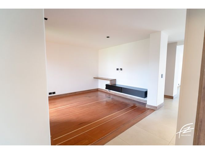 Apartamento en venta en El Poblado, Medellín · foto 9 de 22