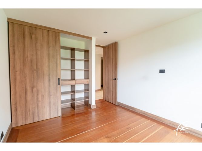 Apartamento en venta en El Poblado, Medellín · foto 14 de 22