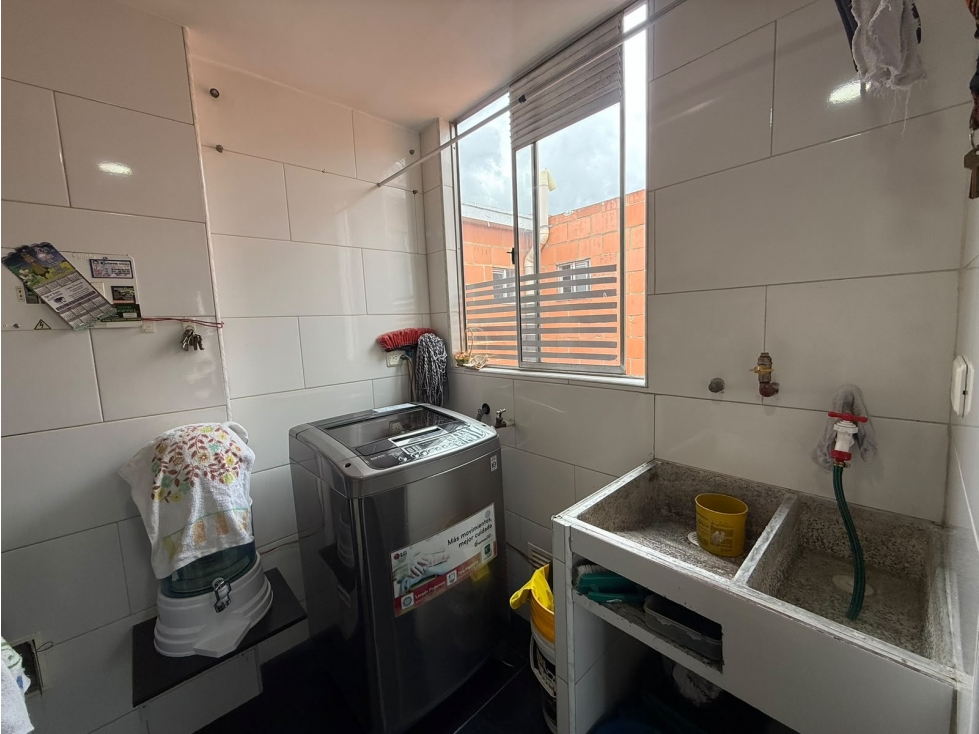 Apartamento en venta en La Cumbre, Mosquera · foto 5 de 13