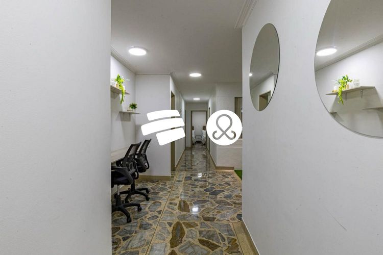 Casa de 5 alcobas en venta en Estadio, Medellín, 196 m² · foto 9 de 10