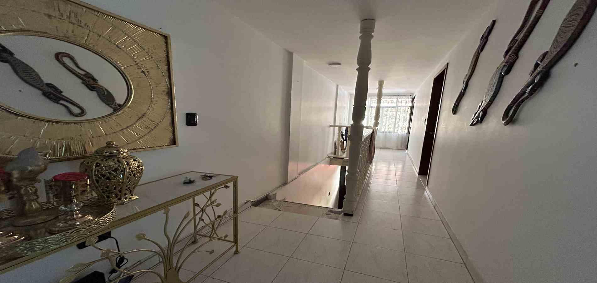 Casa en venta en Los Prados, Pereira · foto 2 de 16