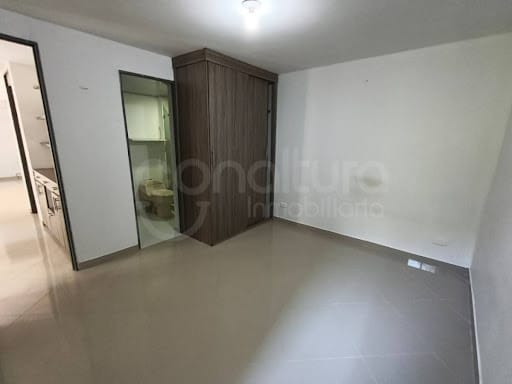Apartamento de 3 alcobas en arriendo en La Navarra, Bello, 55 m² · foto 6 de 17