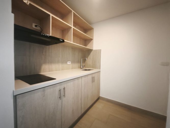 Apartaestudio en venta en La Macarena, Bogotá, 30 m² · foto 9 de 24