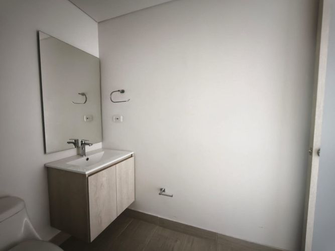 Apartaestudio en venta en La Macarena, Bogotá, 30 m² · foto 14 de 24
