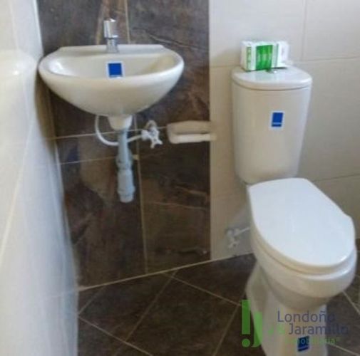 Casa de 7 alcobas en venta en La Bermejala, La Estrella, 592 m² · foto 9 de 19
