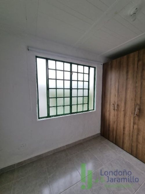 Casa de 7 alcobas en venta en La Bermejala, La Estrella, 592 m² · foto 18 de 19