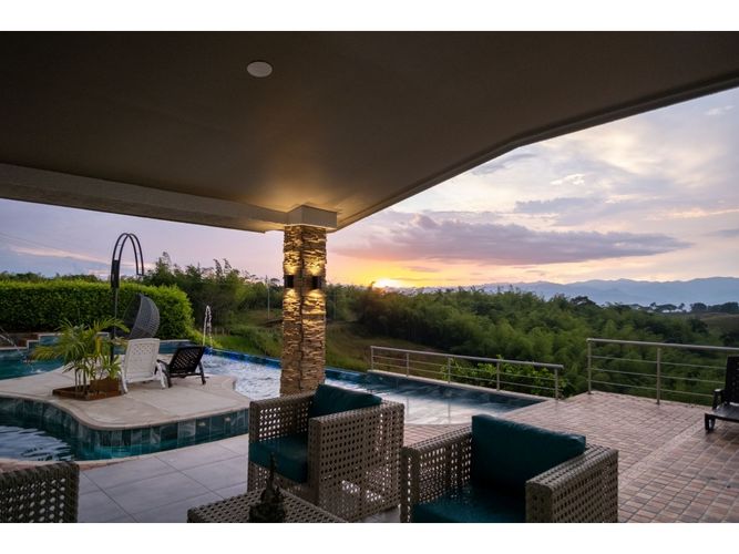 Finca en venta en Cerritos, Pereira, 687 m² · foto 8 de 11
