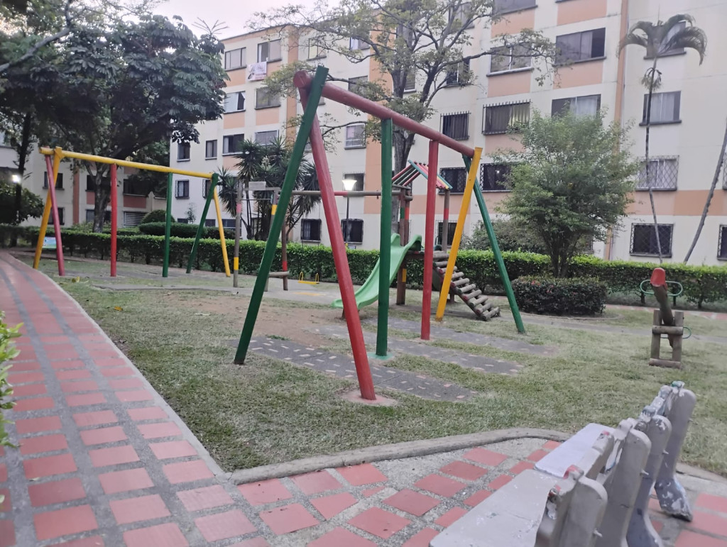 Apartamento en venta en Cañaverales, Cali · foto 4 de 24