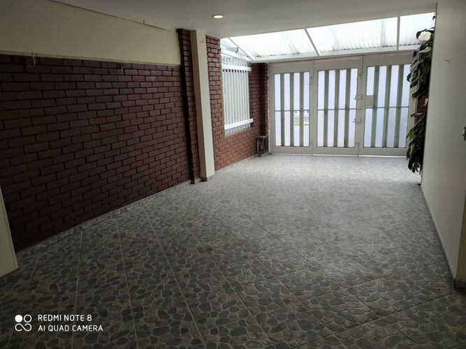 Casa de 5 alcobas en venta en La Esmeralda, Bogotá, 363 m² · foto 4 de 24