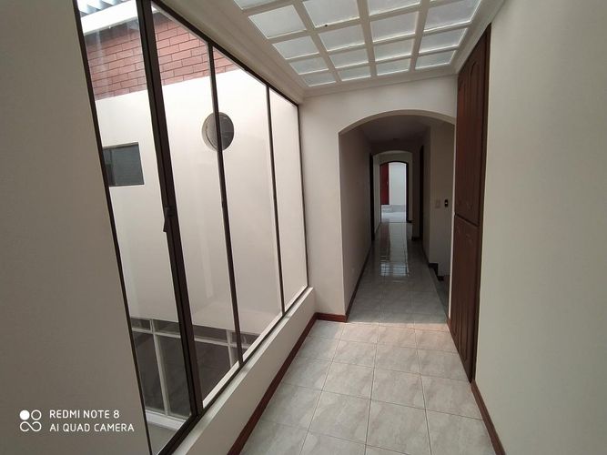 Casa de 5 alcobas en venta en La Esmeralda, Bogotá, 363 m² · foto 16 de 24