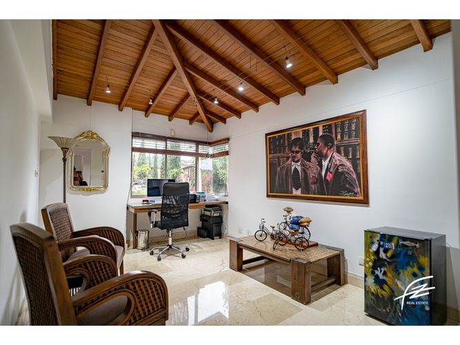 Casa de 4 alcobas en venta en Mesa, Envigado, 350 m² · foto 8 de 24