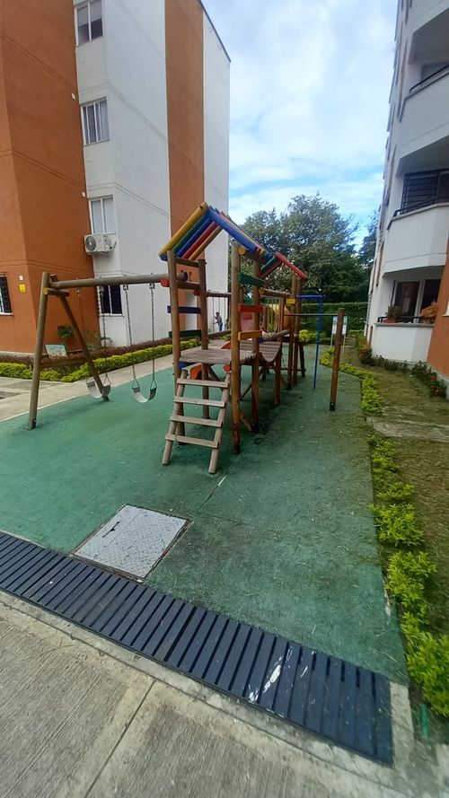 Apartamento de 2 alcobas en venta en Bochalema, Cali, 57 m² · foto 4 de 24