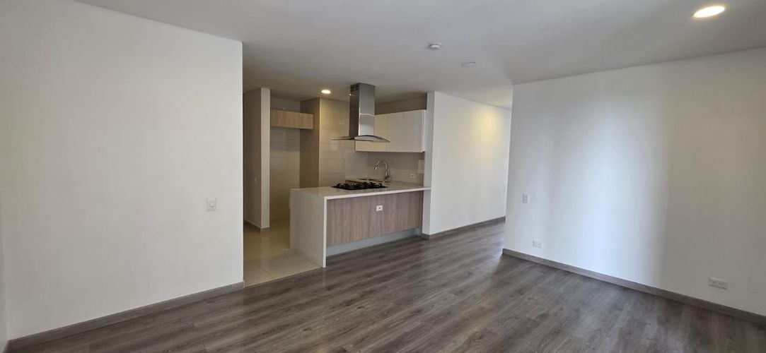 Apartamento de 2 alcobas en venta en Prados De La Sabana, Bogotá, 81 m² · foto 7 de 15