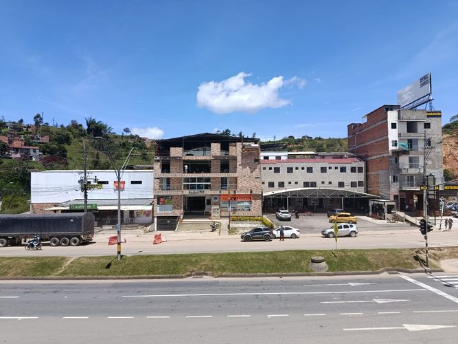 Local en arriendo en La Industrial, Marinilla, 200 m² · foto 13 de 14