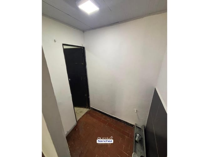 Local en arriendo en Cabecera Del Llano, Bucaramanga, 33 m² · foto 2 de 3