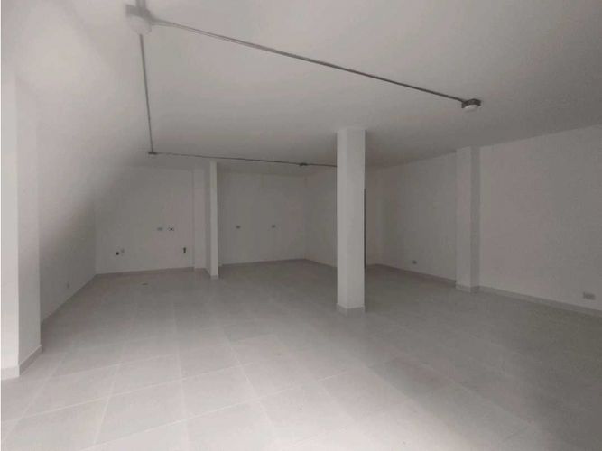 Local en arriendo en Camino Verde, Envigado, 43 m² · foto 5 de 10