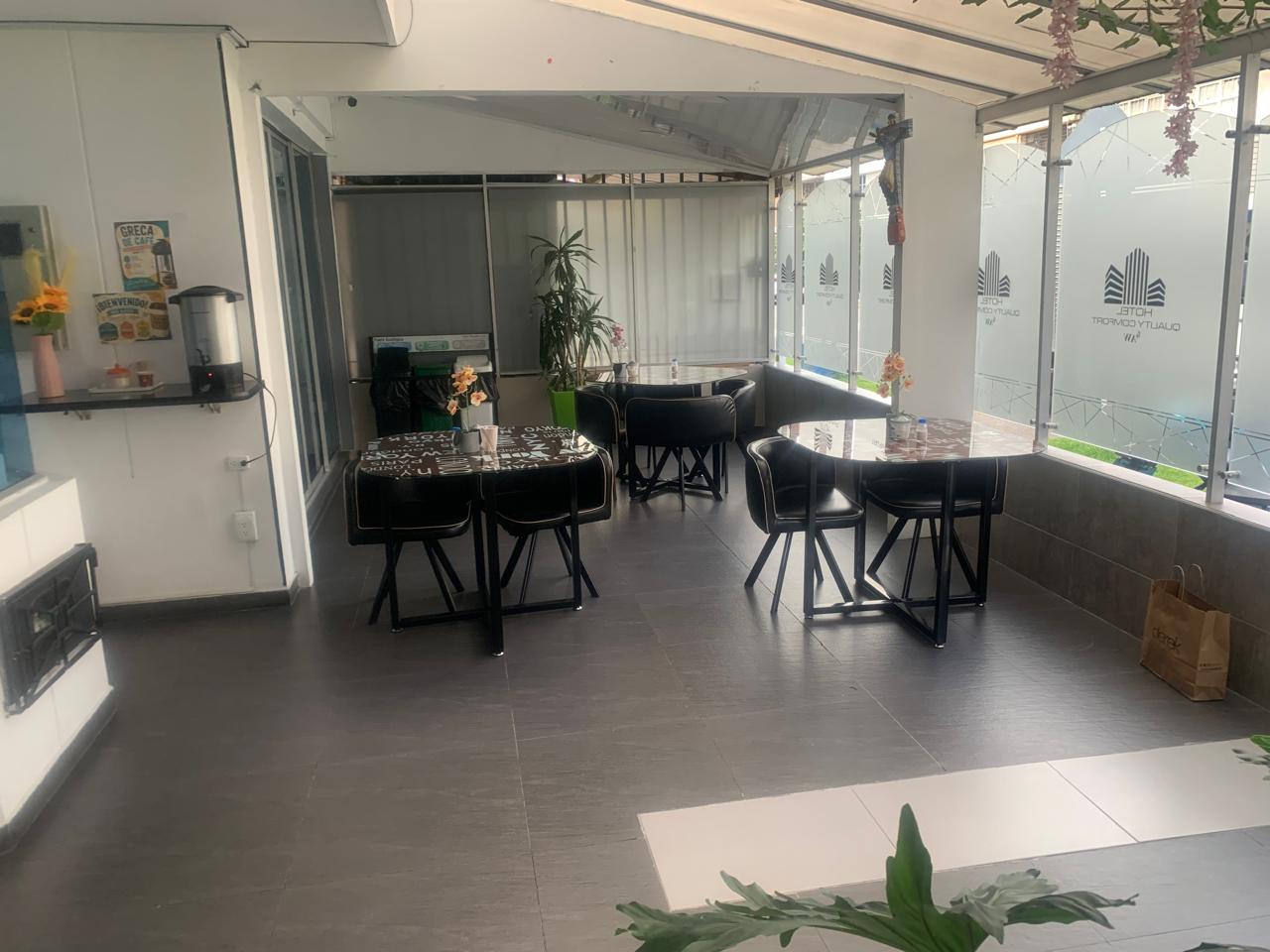 Casa en venta en Quinta Paredes, Bogotá · foto 6 de 24