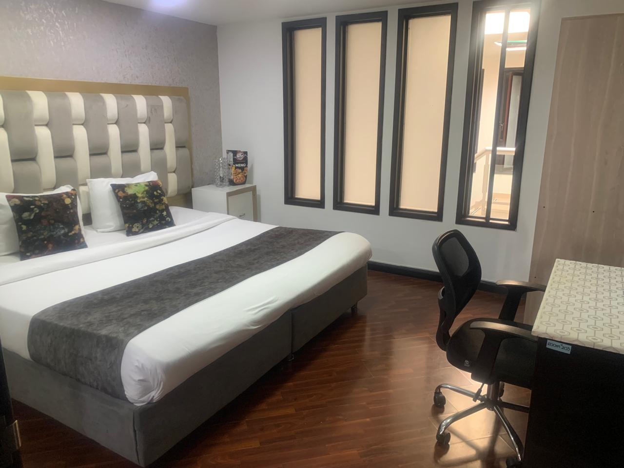 Casa en venta en Quinta Paredes, Bogotá · foto 13 de 24