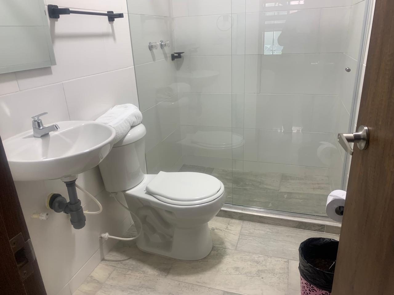 Casa en venta en Quinta Paredes, Bogotá · foto 16 de 24