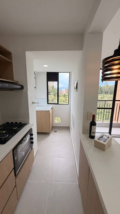 Apartamento de 2 alcobas en venta en El Porvenir, Rionegro, 49 m² · foto 3 de 19