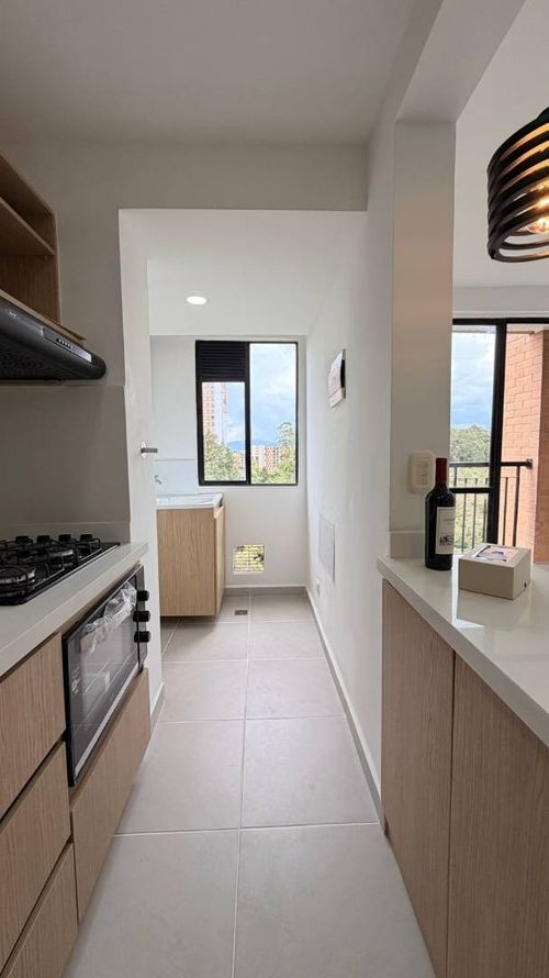 Apartamento de 2 alcobas en venta en El Porvenir, Rionegro, 49 m² · foto 5 de 19