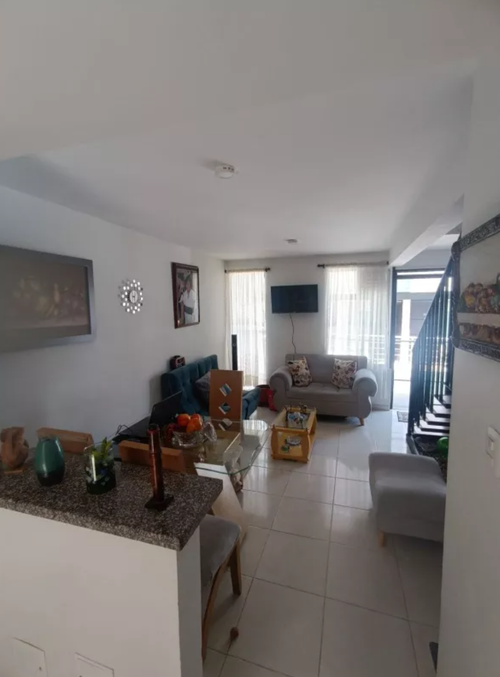Casa de 3 alcobas en venta en Ub. Verdu, Armenia, 72 m² · foto 2 de 18