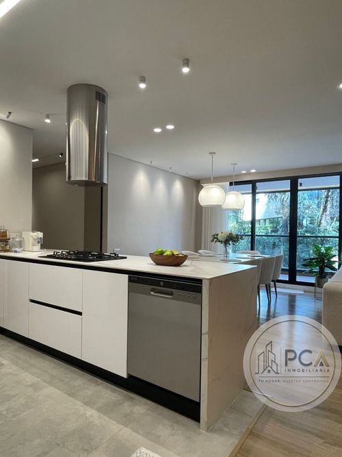 Apartamento de 3 alcobas en venta en Cerros De Suba, Bogotá, 175 m² · foto 3 de 24