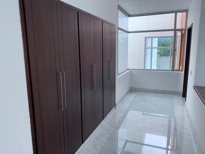 Casa de 11 alcobas en venta en Ciudad Jardin, Cali · foto 5 de 23