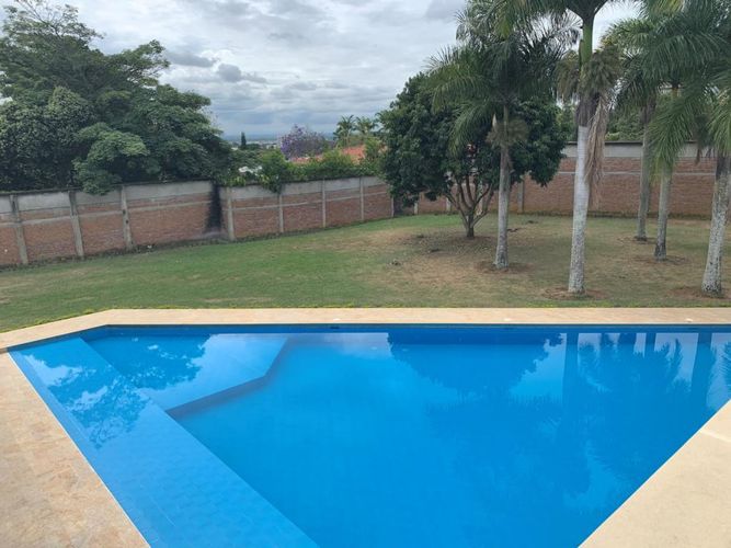 Casa de 11 alcobas en venta en Ciudad Jardin, Cali · foto 10 de 23