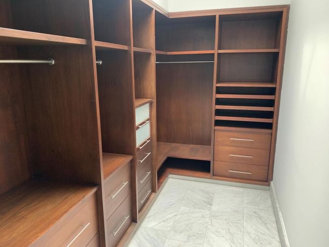 Casa de 11 alcobas en venta en Ciudad Jardin, Cali · foto 17 de 23