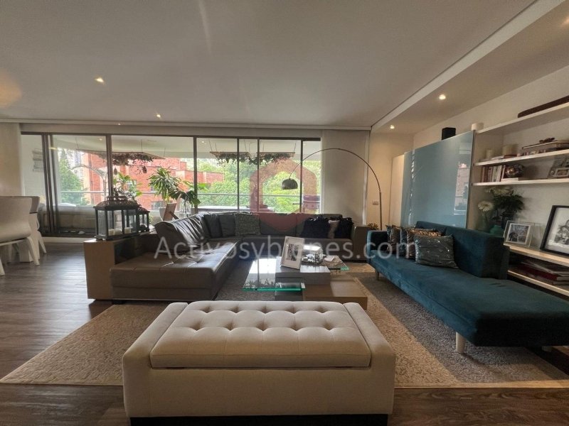 Apartamento en arriendo en El Poblado, Medellín · foto 8 de 24