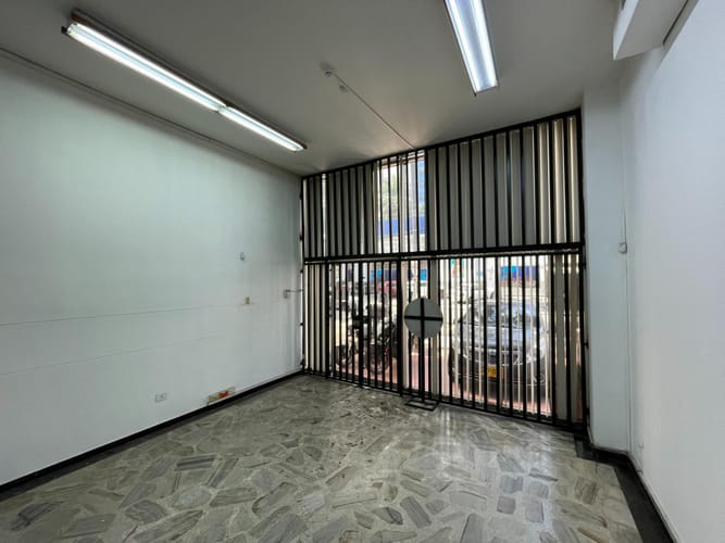 Local en venta en Versalles, Cali, 250 m² · foto 4 de 24