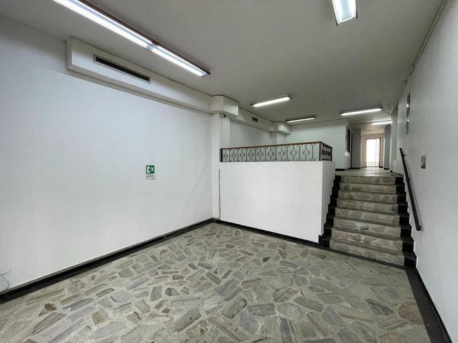Local en venta en Versalles, Cali, 250 m² · foto 5 de 24