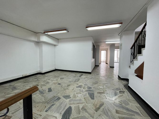 Local en venta en Versalles, Cali, 250 m² · foto 6 de 24