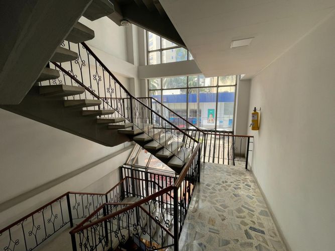 Local en venta en Versalles, Cali, 250 m² · foto 9 de 24