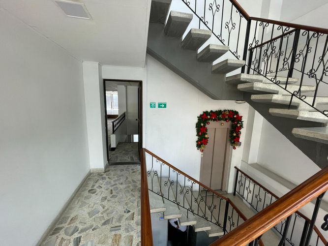 Local en venta en Versalles, Cali, 250 m² · foto 10 de 24