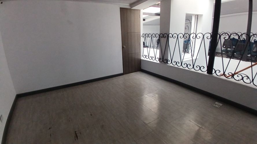 Edificio en venta en Versalles, Cali, 659 m² · foto 15 de 24