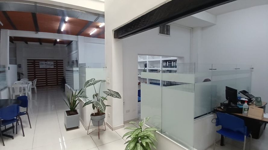 Edificio en venta en Versalles, Cali, 659 m² · foto 17 de 24