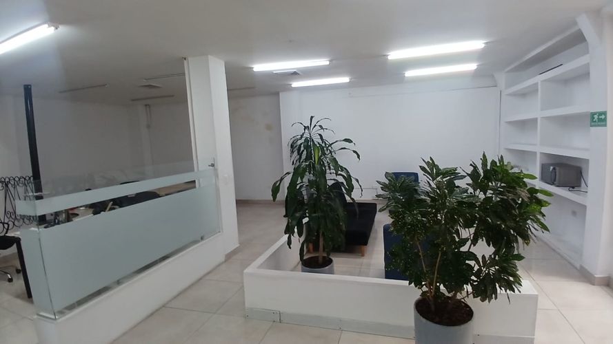Edificio en venta en Versalles, Cali, 659 m² · foto 24 de 24