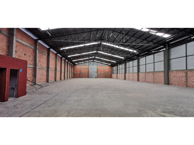 Bodega en arriendo en Cartagenita, Mosquera, 1600 m² · foto 3 de 6