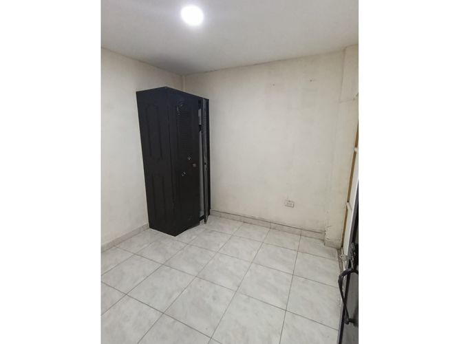 Casa de 6 alcobas en venta en Alamos, Armenia, 235 m² · foto 11 de 15